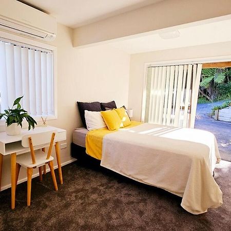 Appartamento Private Retreat In Birkenhead Auckland Esterno foto