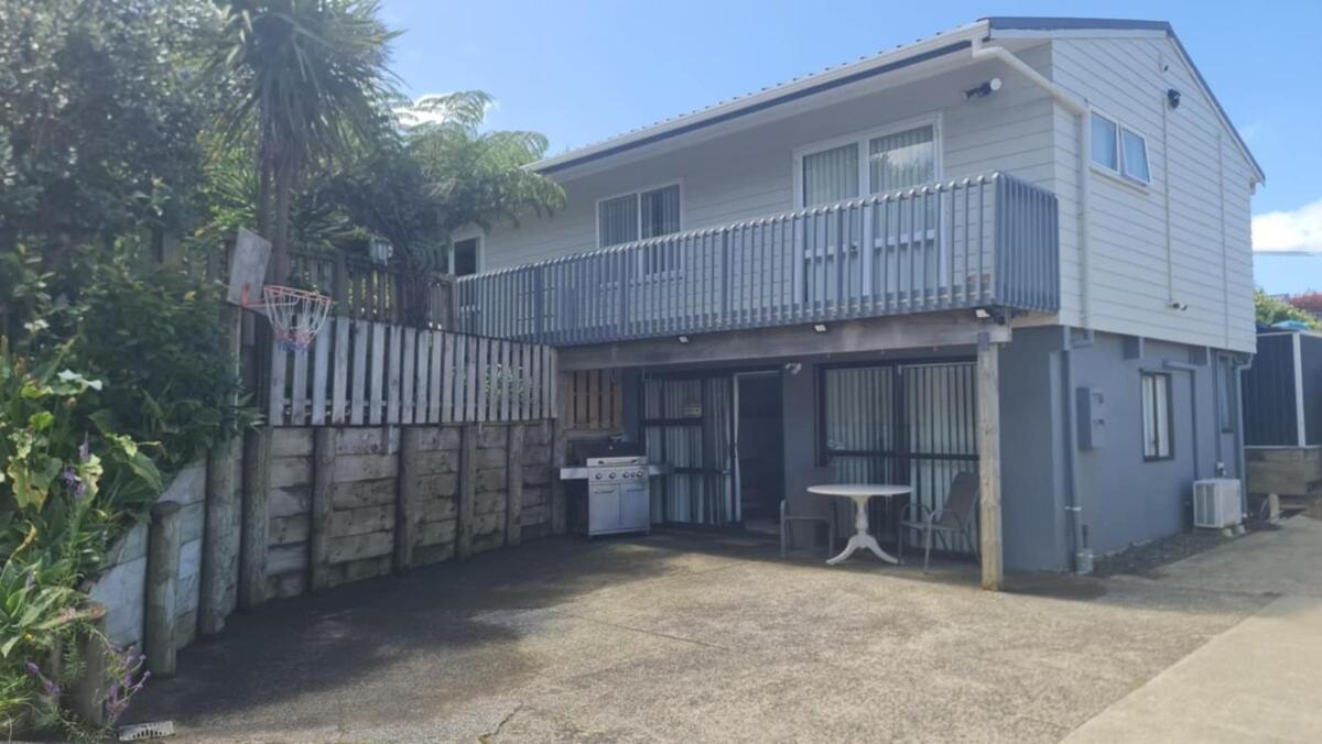 Appartamento Private Retreat In Birkenhead Auckland Esterno foto